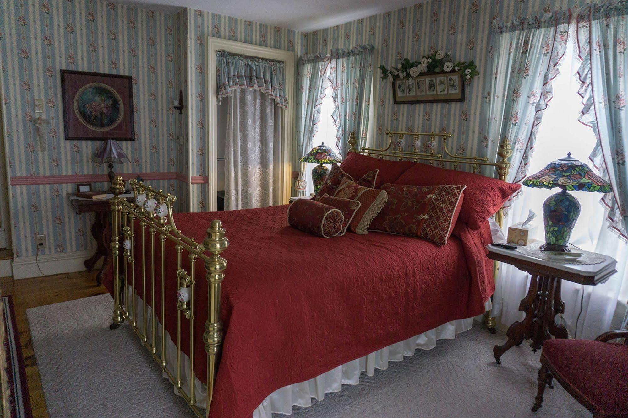 Bellinger Rose Bed & Breakfast Herkimer Exterior foto